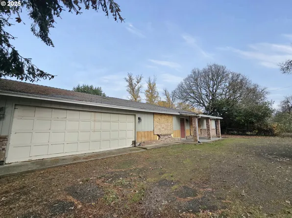 3249 Melrose Rd, Roseburg, OR 97471