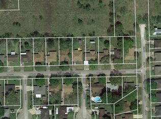 1253 Pyburn St, Angleton, TX 77515