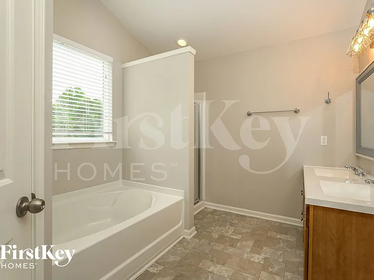 3690 Fiddlers Glenn Ct — Photo 9