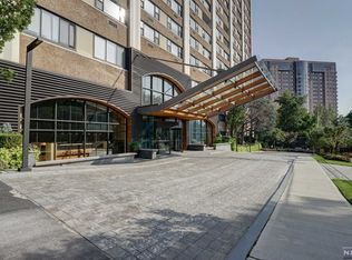 250 Gorge Rd APT 7B, Cliffside Park, NJ 07010