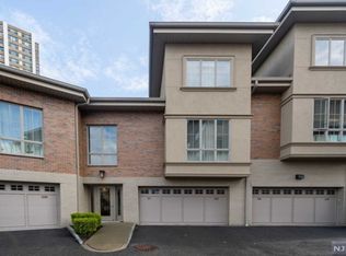 200 Laird Ave APT 207, Cliffside Park, NJ 07010