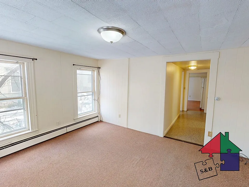 225 Elm St