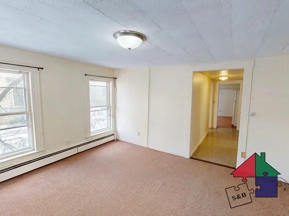 225 Elm St, 225 Elm St APT 1, Montpelier, VT 05602