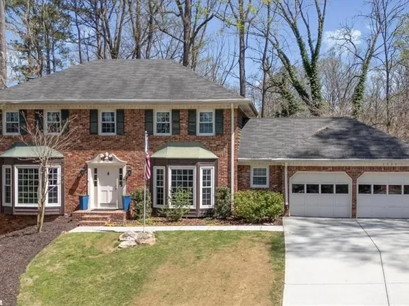 3325 Indian Hills Dr, Marietta, GA 30068