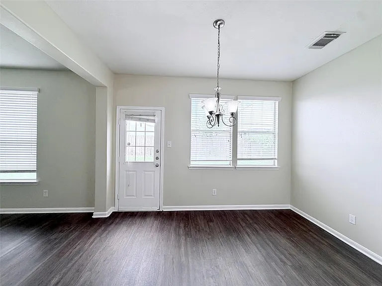 7403 Bering Landing Dr — Photo 45