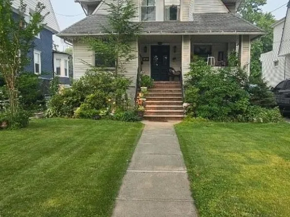 425 Chestnut St, Roselle Park Boro, NJ 07204