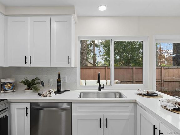 4th image of 10649 Porto Ct