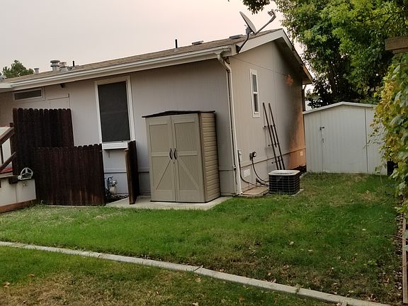2nd image of 6154 S Walnut St Spc 17
