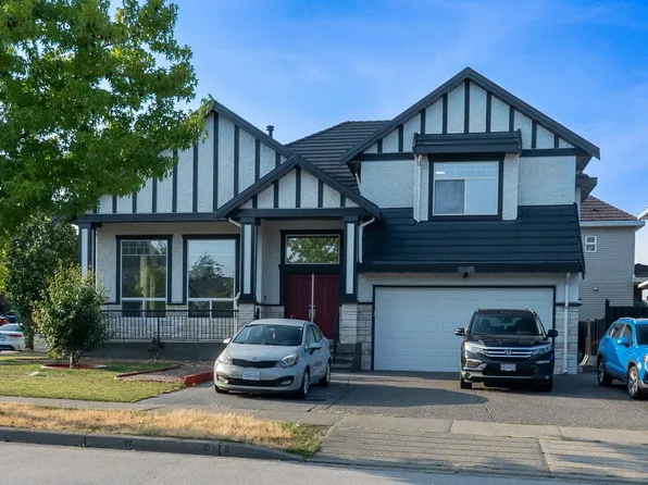 15167 70a Ave, Surrey, BC V3S 8A5