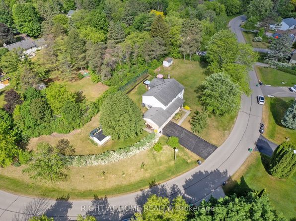 10 Munro St, Caledon, ON L7E 0L6