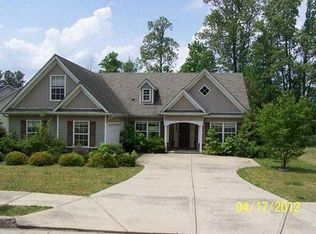 5198 Leecroft Dr, Sugar Hill, GA 30518