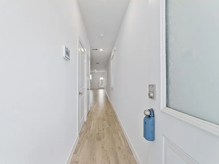 3530 Blue Mockingbird St — Photo 4