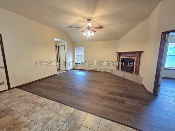 804 SW 151st St Unit A, Oklahoma City, OK 73170