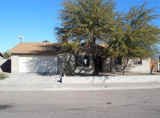 1750 W Oakway Dr, Tucson, AZ 85746