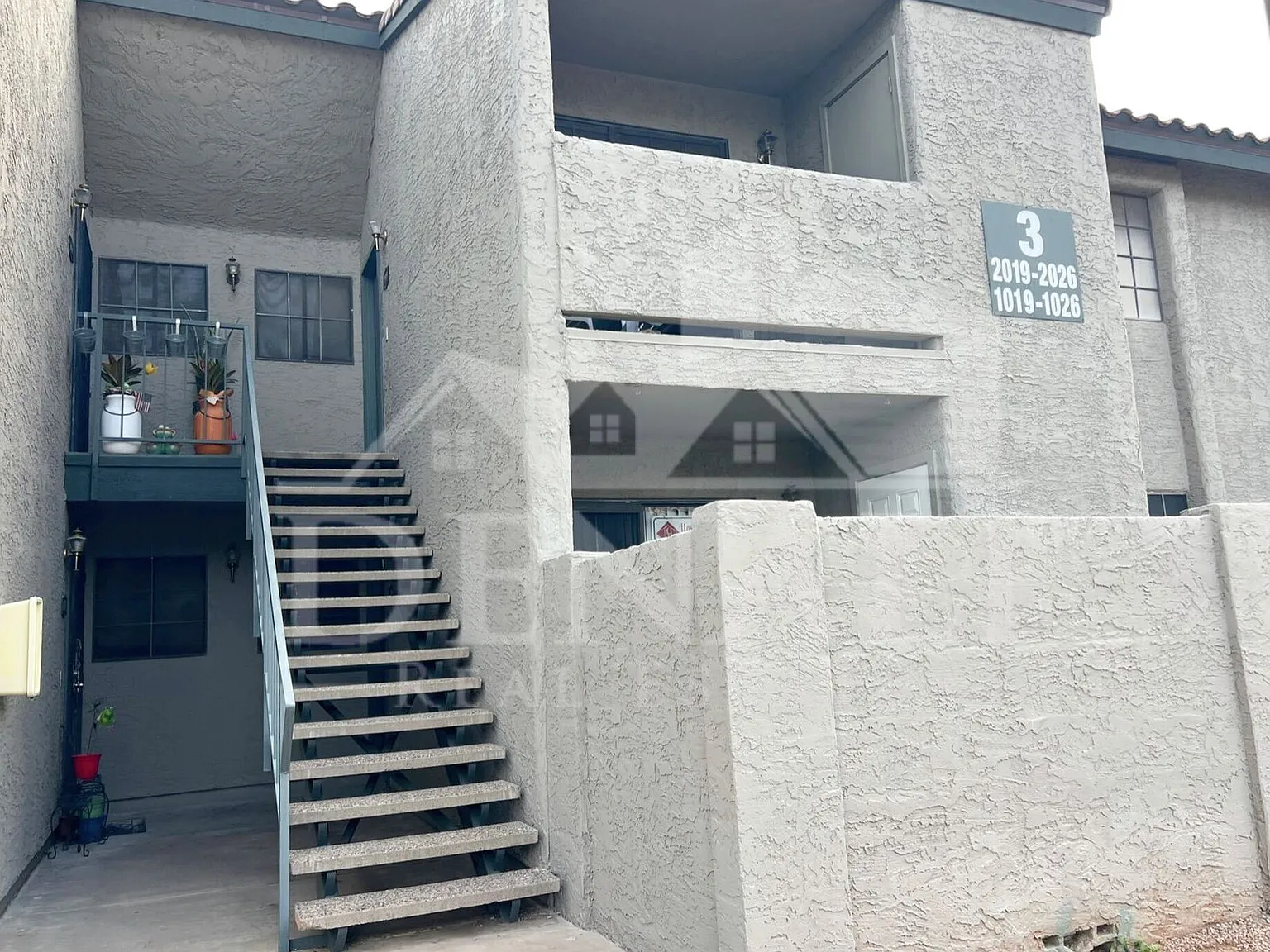 2 bed, 2.0 bath, 828 sqft, $1,395 — Photo 2