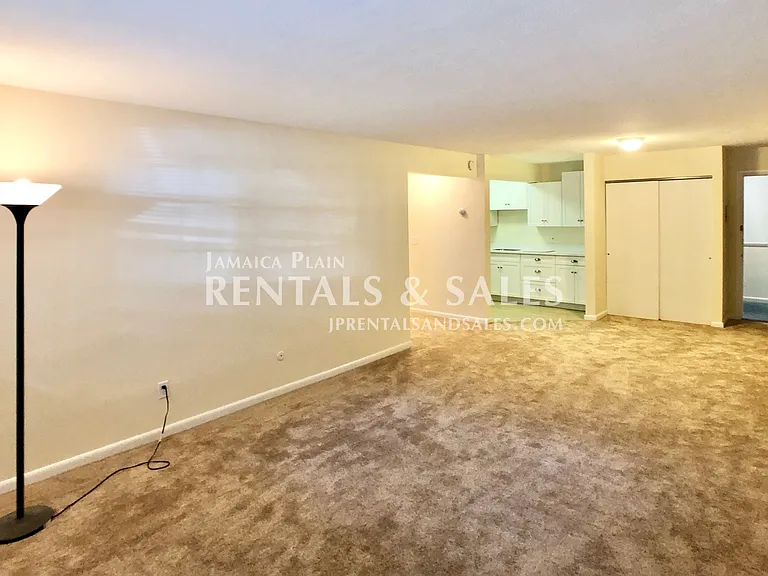 804 Centre St #5 — Photo 6