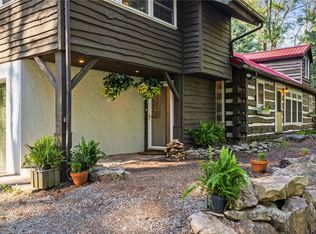 2240 County Line Rd, Champion, PA 15622