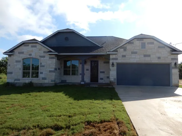 128 Naalehu Ct, Bastrop, TX 78602