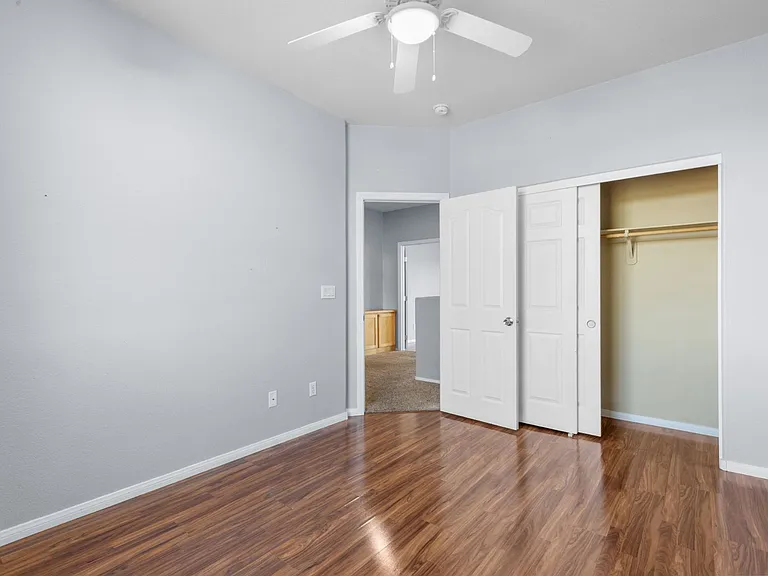 249 Jessica Grove St — Photo 33