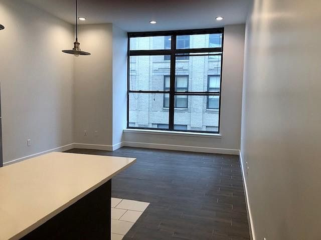 2nd image of 162 Main St Unit 201