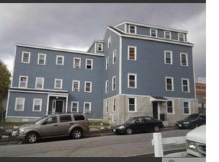 21 Sycamore St APT 1, Worcester, MA 01608