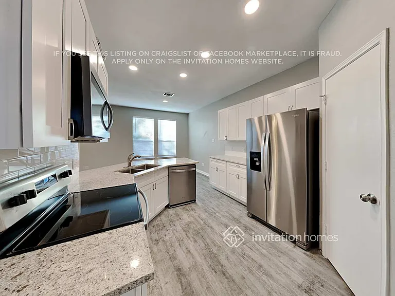 713 Mistymoor Ln — Photo 7