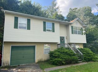 8 Dakota Pl, Johnson City, TN 37601