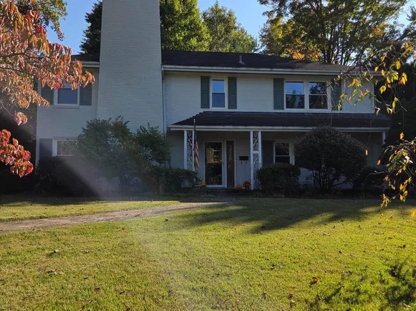 7200 Park Terrace Dr, Alexandria, VA 22307