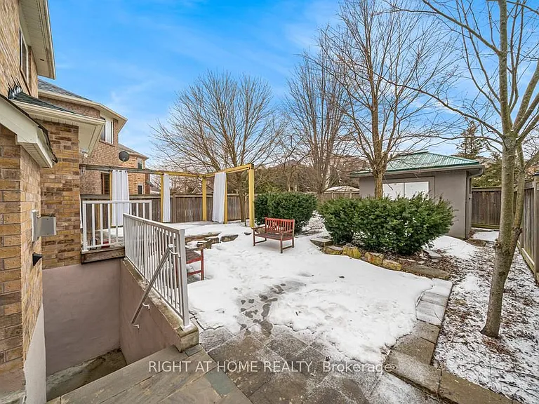 9 Alyssum Ct #LOWER — Photo 13