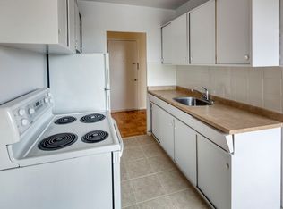2 Wycombe Rd, Toronto, ON M3M2W7