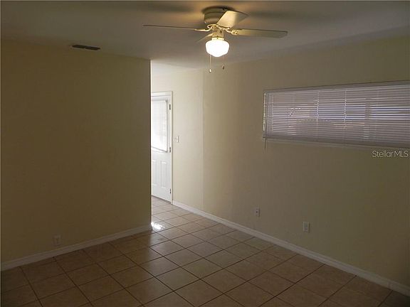 4th image of 250 Pine Tree Dr