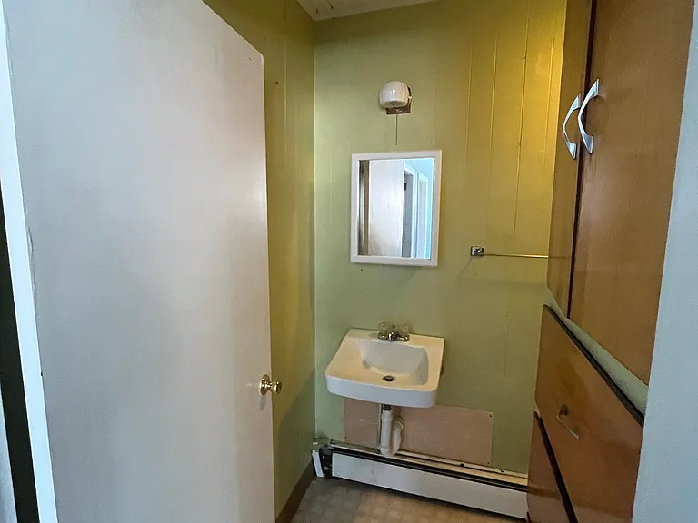 527 Station Rd #8 — Photo 7