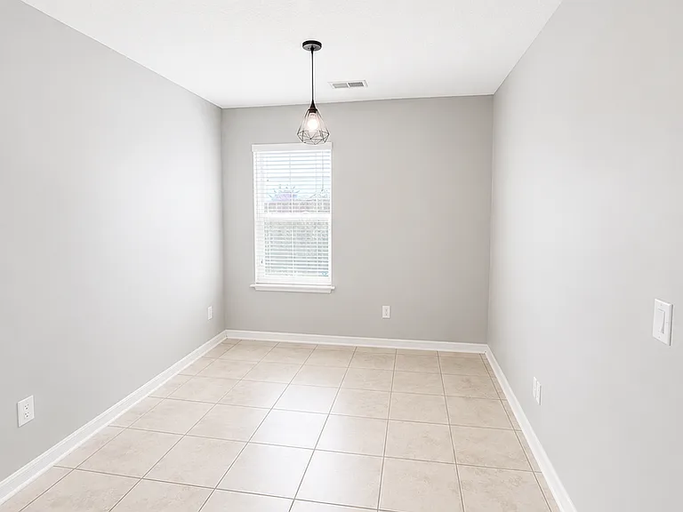125 Walnut Way — Photo 12