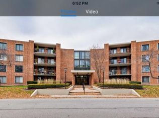 1405 E Central Rd UNIT 102A, Arlington Heights, IL 60005