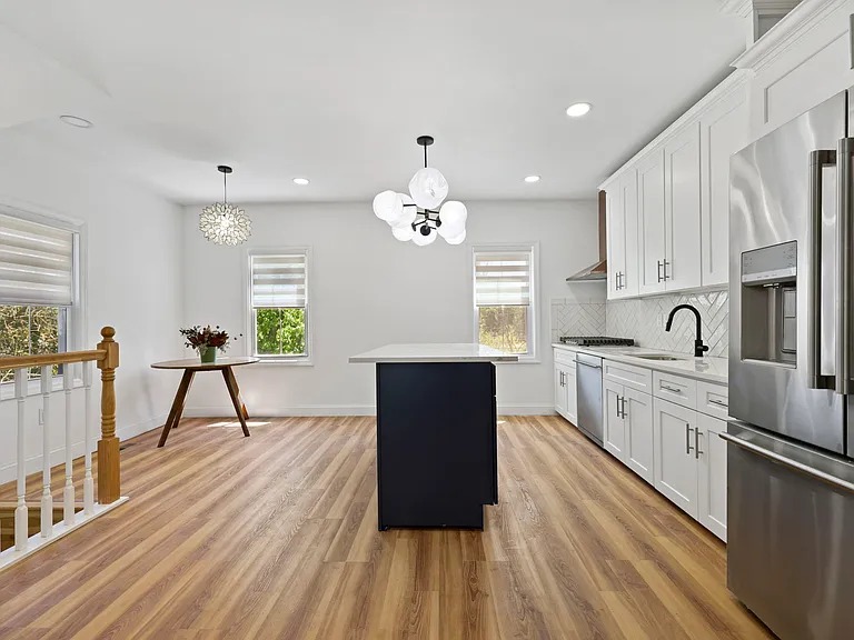 300 Bruce Park Ave #1 — Photo 6