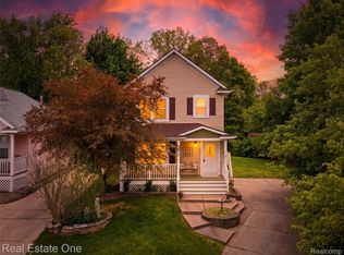 415 Ventnor Cmns, Howell, MI 48843