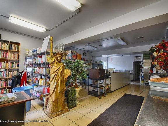 4th image of 6030 S Mlk Blvd