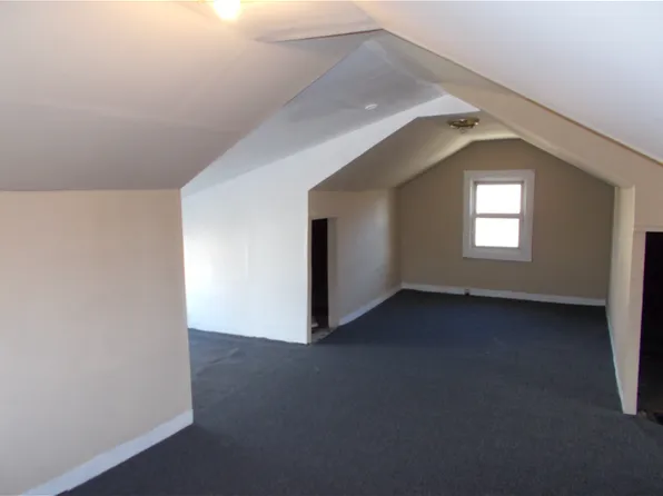 1467 Center St, Hillside, NJ 07205