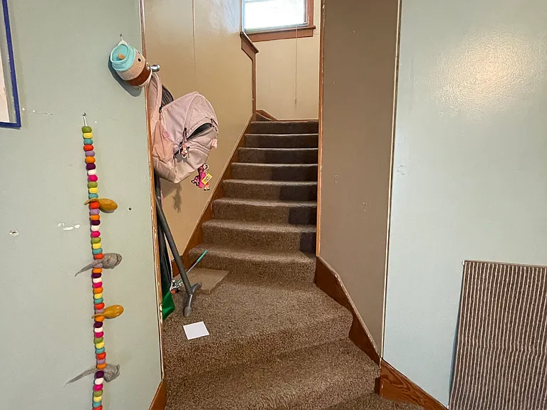 2235 Holdrege St — Photo 8