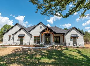 1004 Meadow Ter, Azle, TX 76020