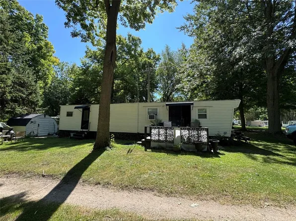 445 County Road 50 E #4, Essex, ON N0R 1G0