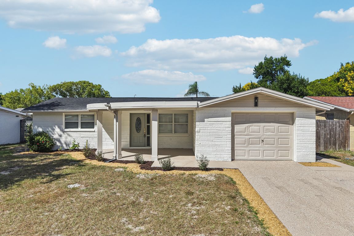 10th Ave-S0710-035.jpg