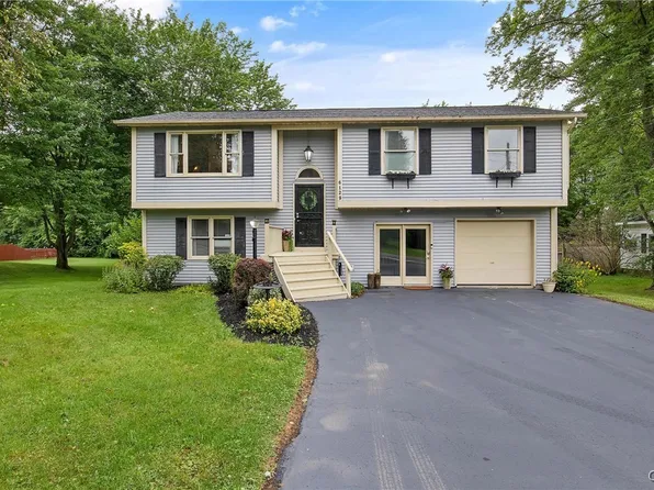 6129 Smith Rd, North Syracuse, NY 13212