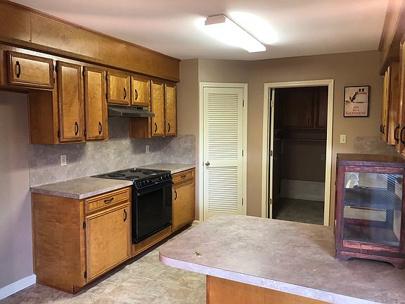 5th image of 14960 Carrol Ave