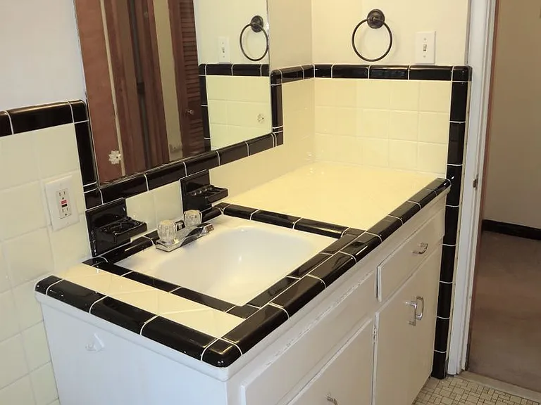 400 Mimosa Ct #1 — Photo 10
