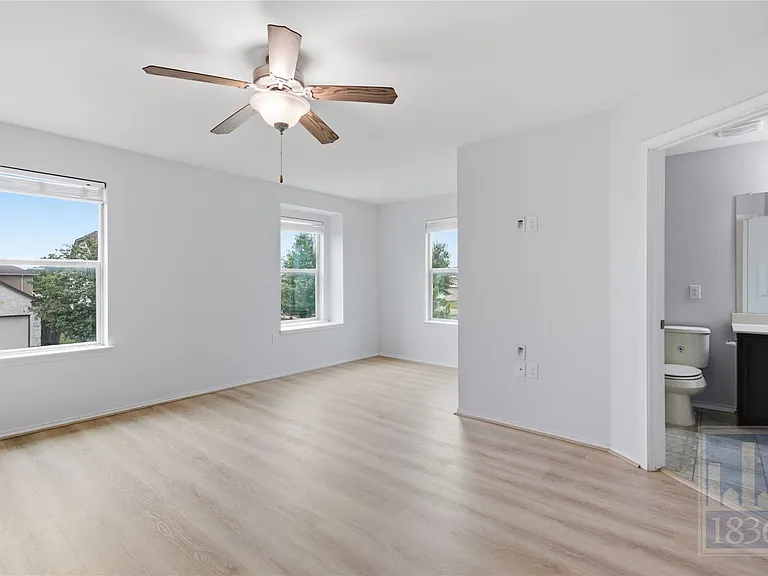 9000 Norwich Castle Dr — Photo 18