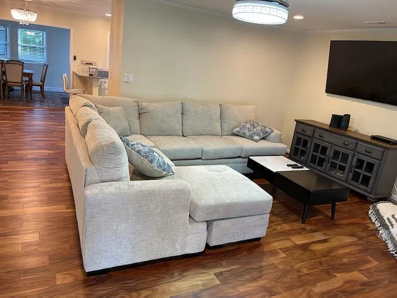 3 bed, 1894 sqft, $6,000 — Photo 4