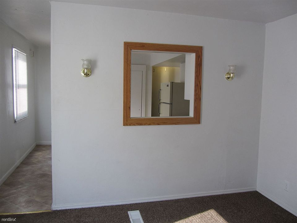 1st image of 7 Alderson Ave APT 2