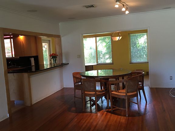 Open plan dining