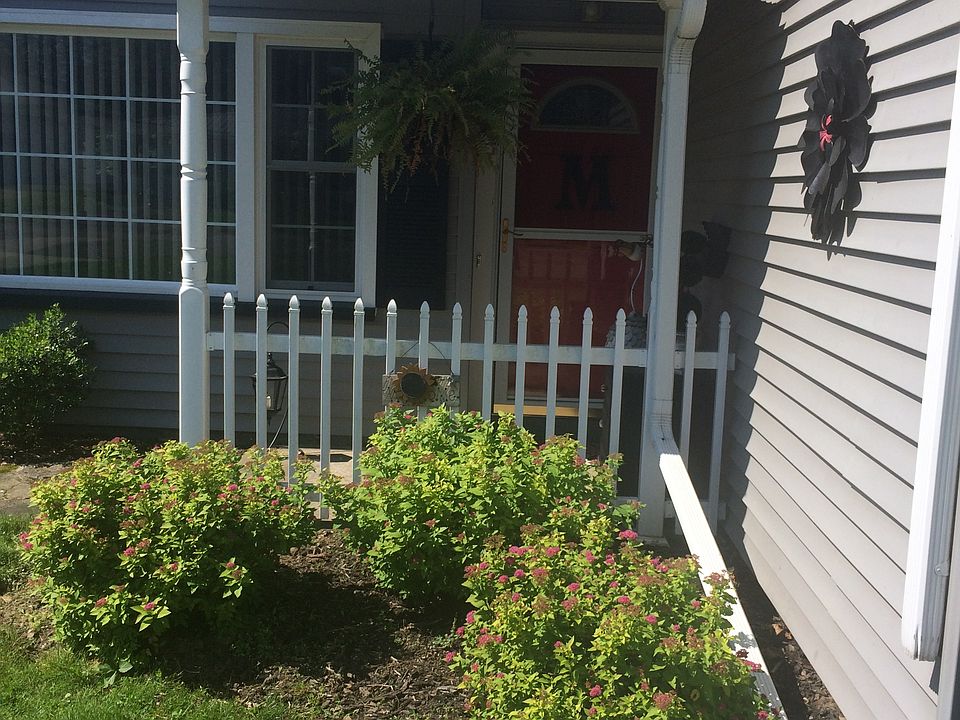 2nd image of 15 Timothy Ave